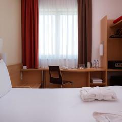 Отель Ибис Москва Центр Бахрушина, Москва, Московская область