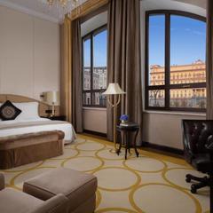 Отель The St. Regis Moscow Nikolskaya, Москва, Московская область