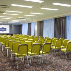 Отель Hampton by Hilton Moscow Strogino, Москва, Московская область