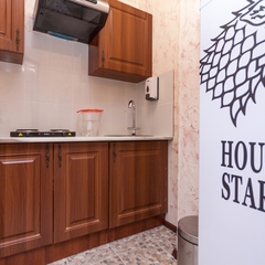 Гостиница Винтерфелл на Смоленской, Москва, Московская область