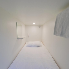 Отель Капсульный отель InterQube Большая полянка, Москва, Московская область