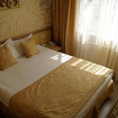 Отель Старый город в Бутово, Москва, Московская область