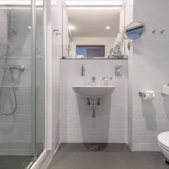 Отель Азимут Отель Москва Смоленская, Москва, Московская область