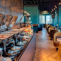 Отель Азимут Отель Москва Смоленская, Москва, Московская область