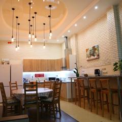 Хостел ARTIST на Бауманской, Москва, Московская область