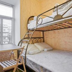 Гостиница Винтерфелл на Курской, Москва, Московская область