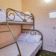 Гостиница Винтерфелл на Курской, Москва, Московская область