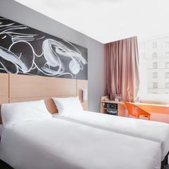 Отель Ибис Москва Октябрьское Поле, Москва, Московская область