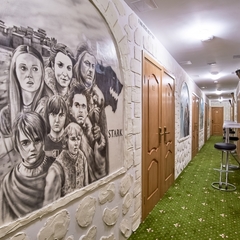 Гостиница Винтерфелл на Бауманской, Москва, Московская область