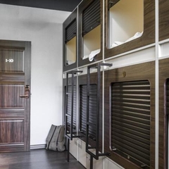 Отель Капсульный отель InterQube Третьяковская, Москва, Московская область