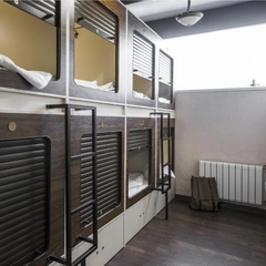 Отель Капсульный отель InterQube Третьяковская, Москва, Московская область