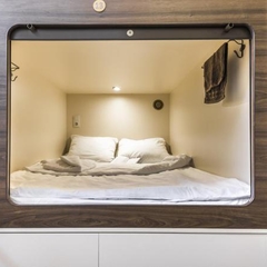 Отель Капсульный отель InterQube Третьяковская, Москва, Московская область