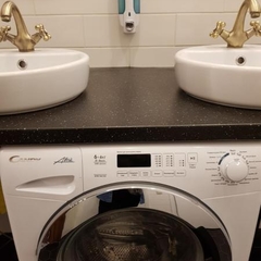 Отель Капсульный отель InterQube Третьяковская, Москва, Московская область