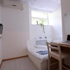 Отель Капсульный отель InterQube Третьяковская, Москва, Московская область