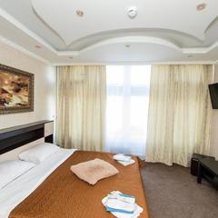 Отель Ладомир в Борисово, Москва, Московская область