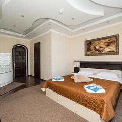 Отель Ладомир в Борисово, Москва, Московская область