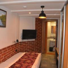 Отель Варшавка Инн, Москва, Московская область