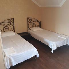 Гостиница Красный замок, Новокубанск, Краснодарский край