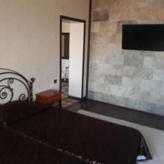 Гостиница Красный замок, Новокубанск, Краснодарский край