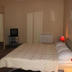 Гостиница Барракуда на Тюленина, Новосибирск, Новосибирская область