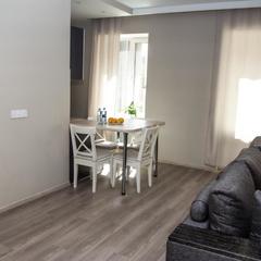 Отель Travellers