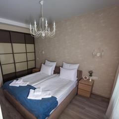 Отель Travellers