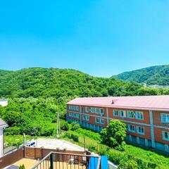 Гостевой дом Белая студия, Ольгинка, Краснодарский край