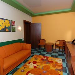 Гостиница Ля Ви де Шато, Оренбург, Оренбургская область