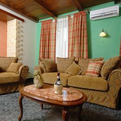 Гостиница Ля Ви де Шато, Оренбург, Оренбургская область