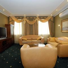 Гостиница Ля Ви де Шато, Оренбург, Оренбургская область