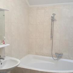 Гостиница Университетская, Петергоф, Ленинградская область