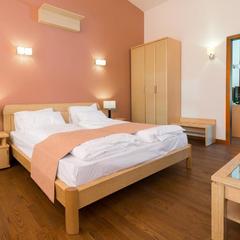 Отель Гуляй Город, Подмоклово, Московская область