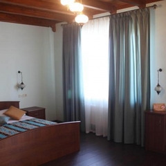 Вилла Магриб и Шарк, Поповка, Крым