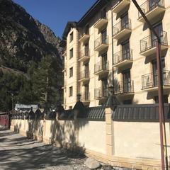 Отель Эльбрус Плаза, Эльбрусский район, Республика Кабардино-Балкария