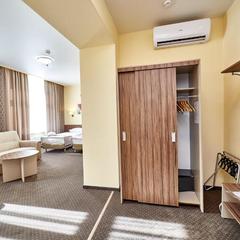 Гостиница Россия, Санкт-Петербург, Ленинградская область