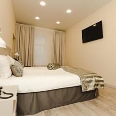 Отель Три моста, Санкт-Петербург, Ленинградская область