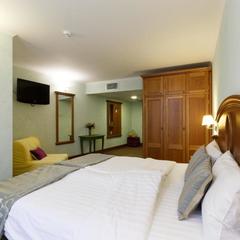 Отель Три моста, Санкт-Петербург, Ленинградская область