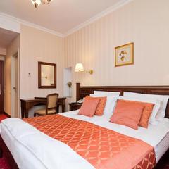 Отель Традиция, Санкт-Петербург, Ленинградская область