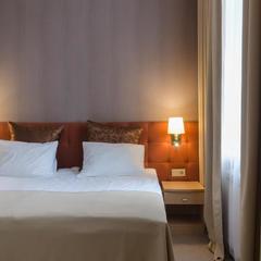 Отель Пятый угол, Санкт-Петербург, Ленинградская область