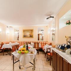 Отель Традиция, Санкт-Петербург, Ленинградская область