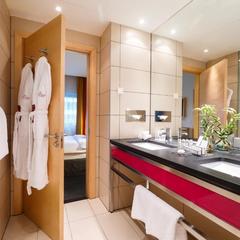 Отель Crowne Plaza Санкт-Петербург Аэропорт, Санкт-Петербург, Ленинградская область