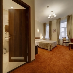 Гостиница A