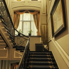 Гостиница A