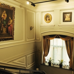 Гостиница A