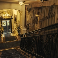 Гостиница A