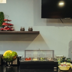 Гостиница A