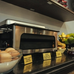 Гостиница A