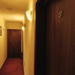 Гостиница A