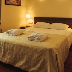 Гостиница A