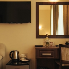 Гостиница A